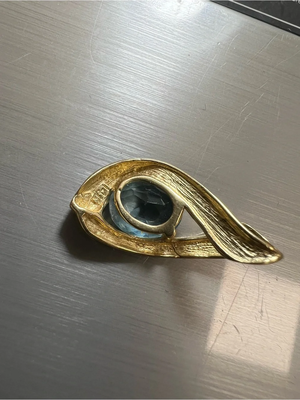 VTG 14K Yellow Gold Blue Topaz or Aquamarine Swirl Pendant